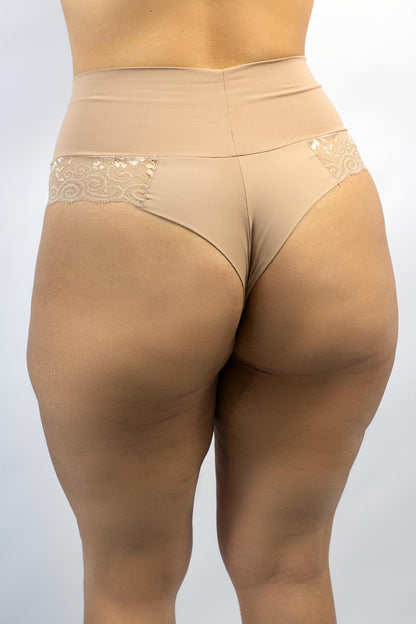FIO DUPLO PLUS SIZE COM CÓS DUPLO E RENDA ref.20550