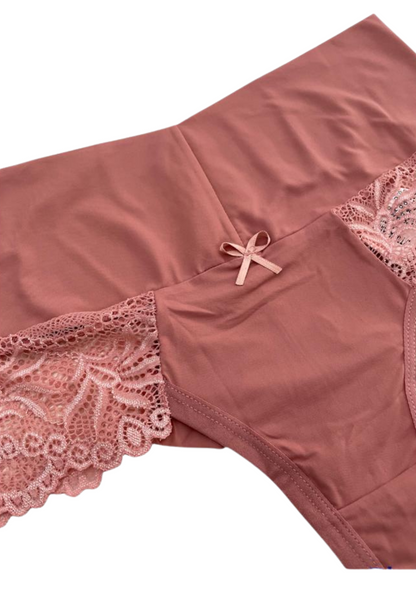 FIO DUPLO PLUS SIZE COM CÓS DUPLO E RENDA ref.20550